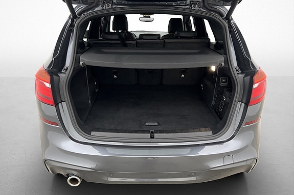 BMW 225xe 28 of 30