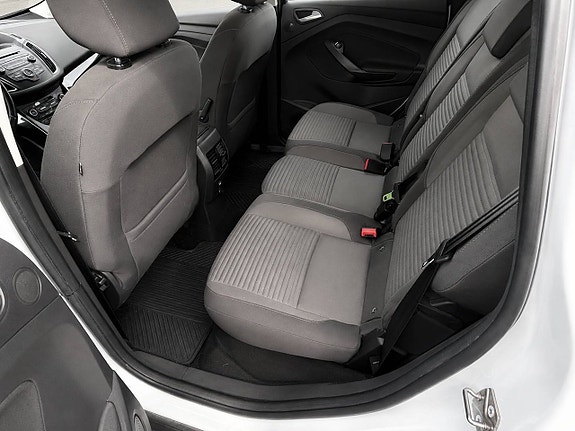 Ford C-Max 7 of 9