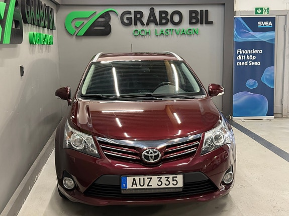 Toyota Avensis 4 of 5