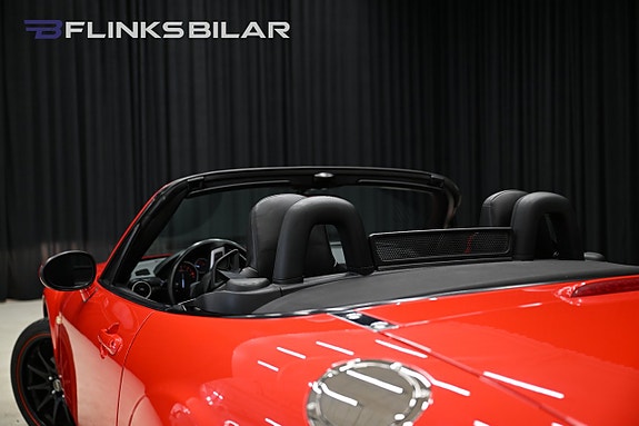 Mazda MX-5 11 of 26