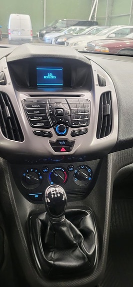 Ford Transit Connect 11 of 14
