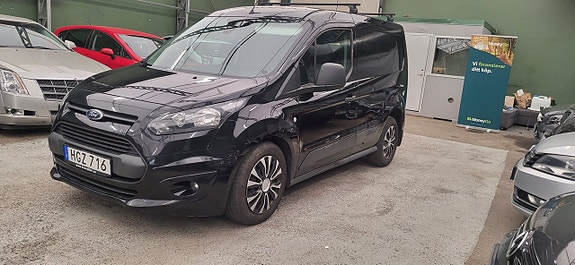 Ford Transit Connect 3 of 5