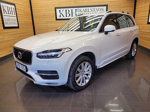Volvo XC90 3 of 25