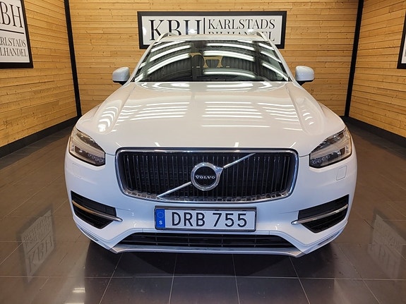 Volvo XC90 9 of 25
