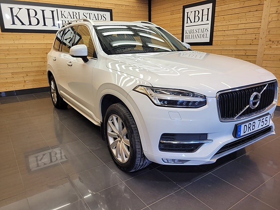 Volvo XC90 8 of 25
