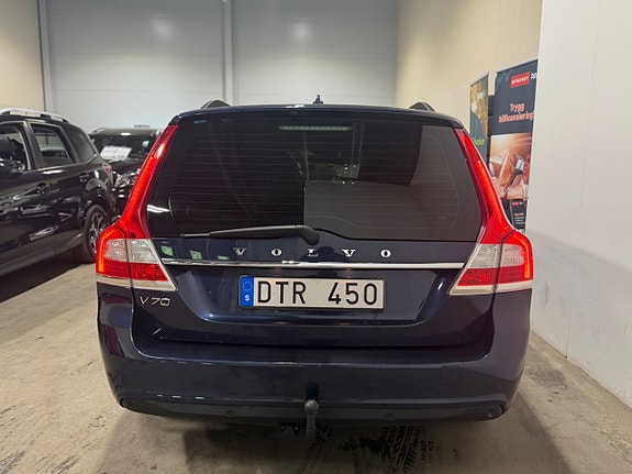 Volvo V70 7 of 25