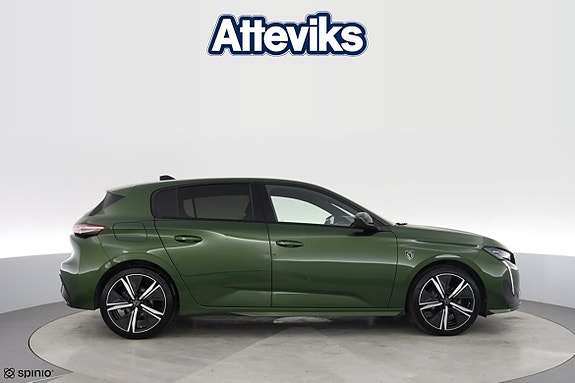 Peugeot 308 2 of 5