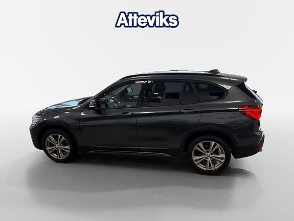 BMW X1 20 of 24