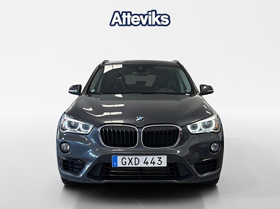 BMW X1 3 of 24
