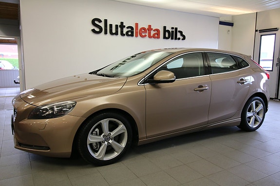 Volvo V40 9 of 27