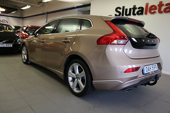 Volvo V40 5 of 27