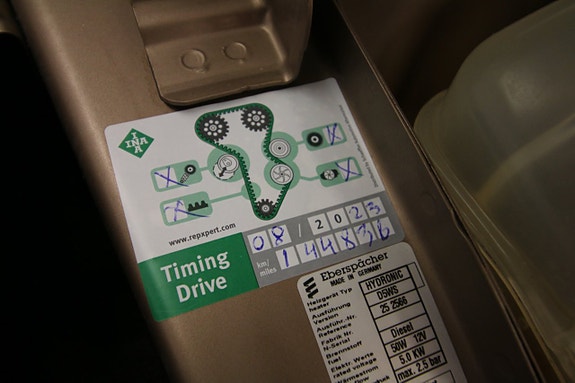 Volvo V40 20 of 27