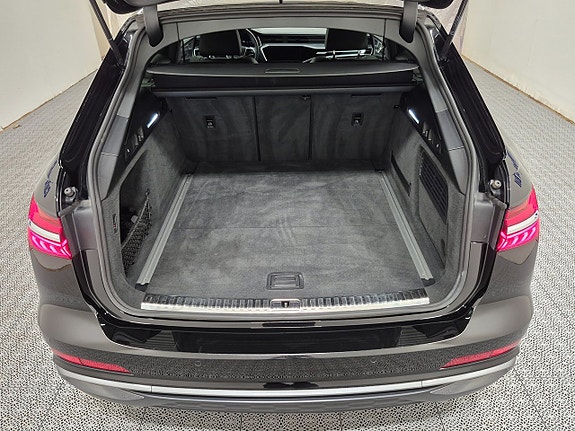 Audi A6 12 of 12