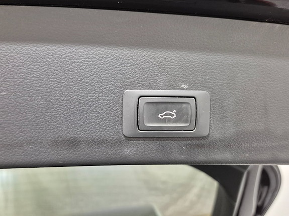 Audi A6 8 of 9