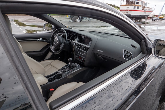 Audi S5 3 of 5