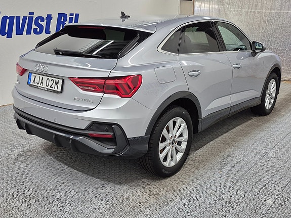 Audi Q3 4 of 5