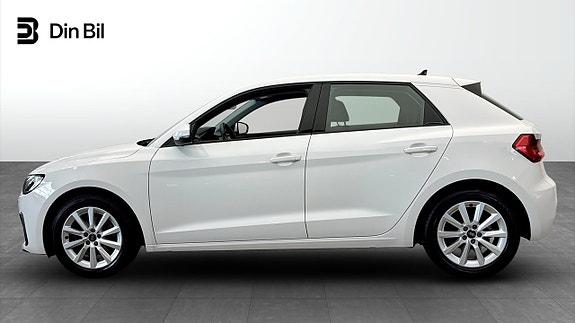 Audi A1 2 of 5