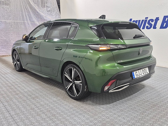 Peugeot 308 3 of 5