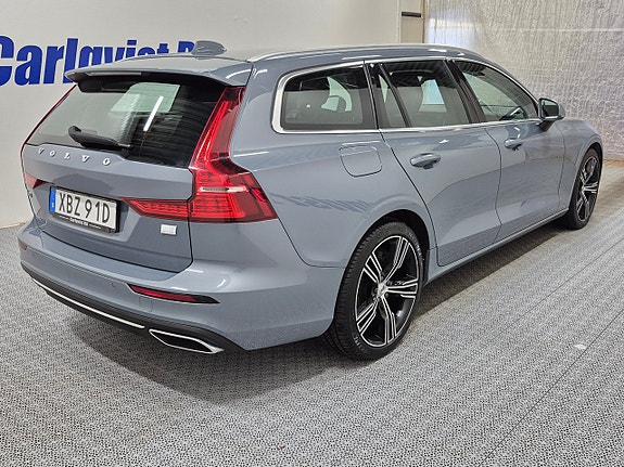 Volvo V60 4 of 10