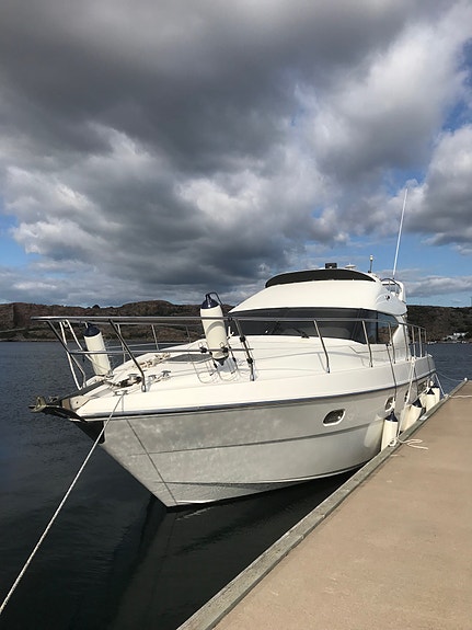 Azimut 40 Flybridge 9 of 24
