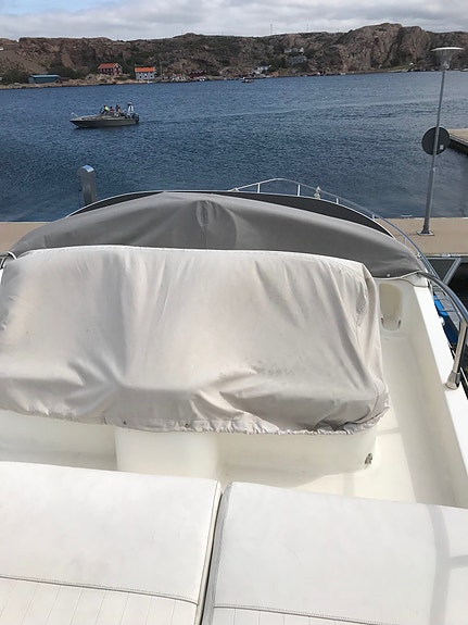 Azimut 40 Flybridge 11 of 24