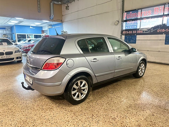 Opel Astra 5 of 5