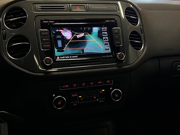 Volkswagen Tiguan 30 of 30