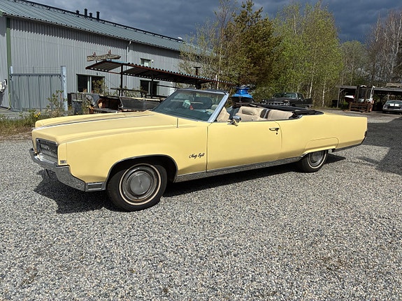 Oldsmobile 98 4 of 24