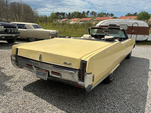 Oldsmobile 98 7 of 24