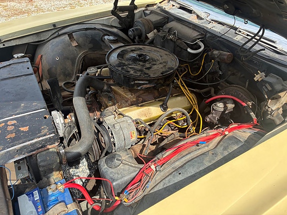 Oldsmobile 98 16 of 24