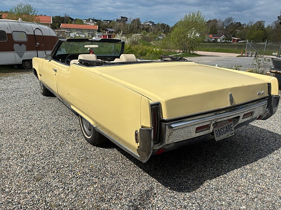 Oldsmobile 98 6 of 24