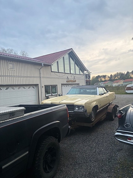 Oldsmobile 98 23 of 24