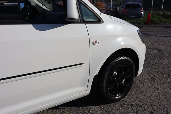 Volkswagen Caddy 3 of 5