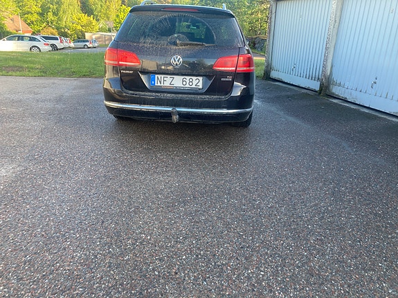 Volkswagen Passat 3 of 5