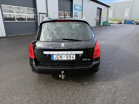 Peugeot 308 SW 4 of 15