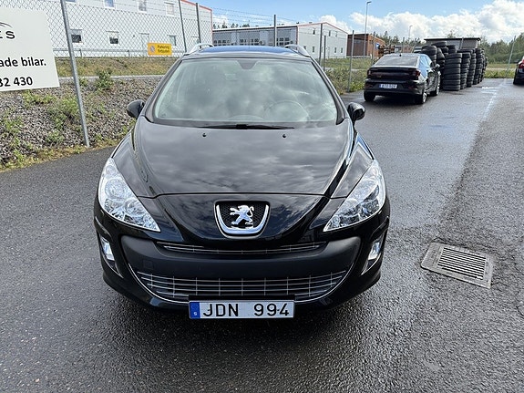 Peugeot 308 SW 6 of 15