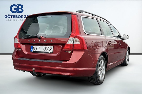 Volvo V70 6 of 17