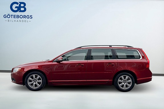 Volvo V70 3 of 5