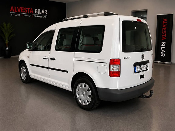 Volkswagen Caddy 4 of 5