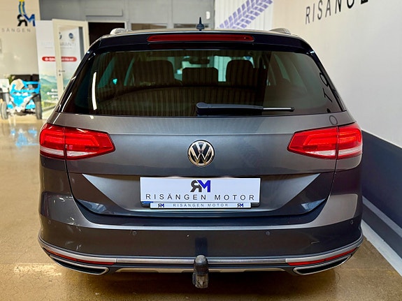 Volkswagen Passat Alltrack 5 of 5