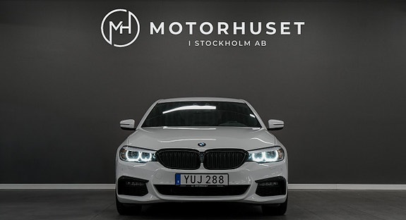 BMW 530e 2 of 5