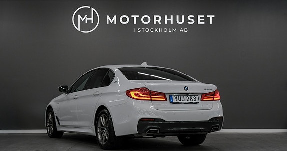 BMW 530e 4 of 5