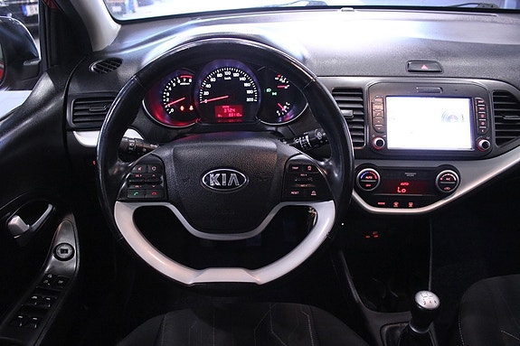 Kia Picanto 13 of 27