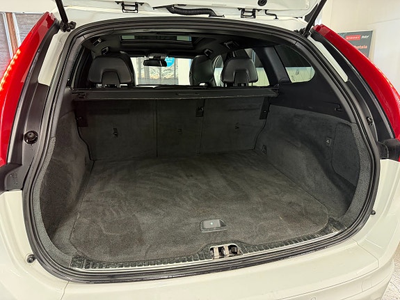 Volvo XC60 27 of 27