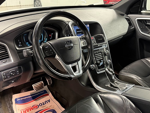 Volvo XC60 16 of 27