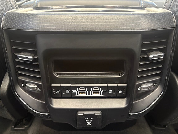 Dodge RAM 1500 19 of 21
