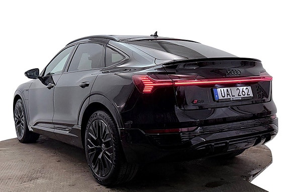 Audi Q8 9 of 30