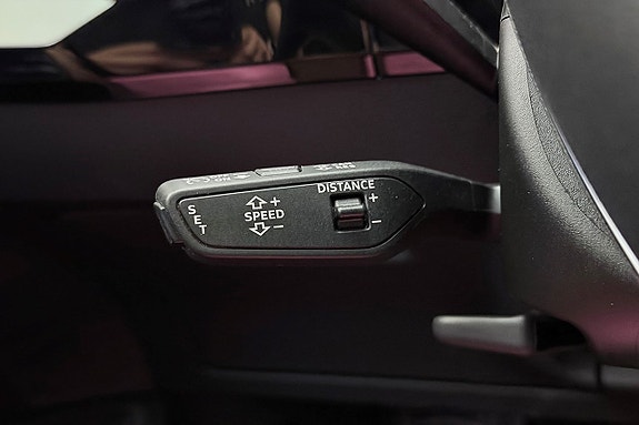 Audi Q8 23 of 30