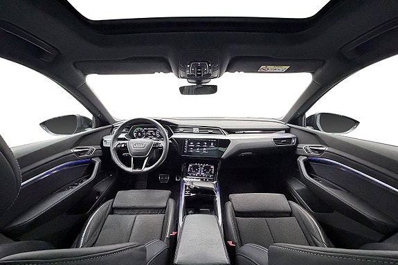 Audi Q8 18 of 30