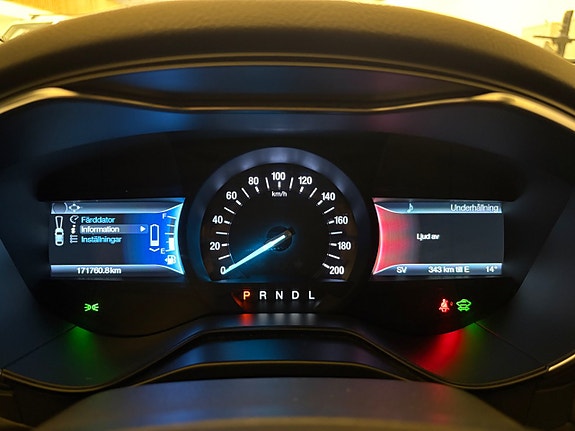 Ford Mondeo 15 of 22